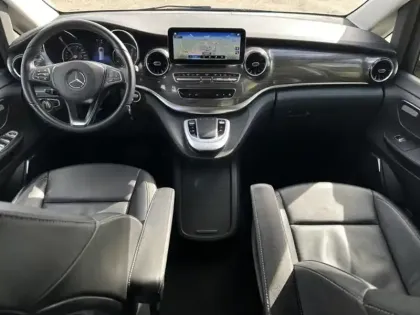 Photo 10 Mercedes CLASSE V 300 D AVANT GARDE EDI BVA 9   236 CH