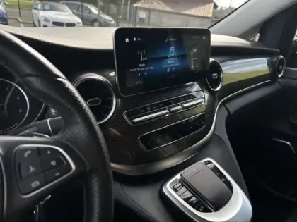 Photo 19 Mercedes CLASSE V 300 D AVANT GARDE EDI BVA 9   236 CH