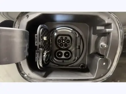 Photo 16 Mercedes GLE 350 de 4MATIC AMG Line 