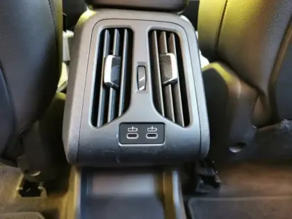 Photo 19 BMW Serie 2 225 e xDrive Luxury 245 ch ave