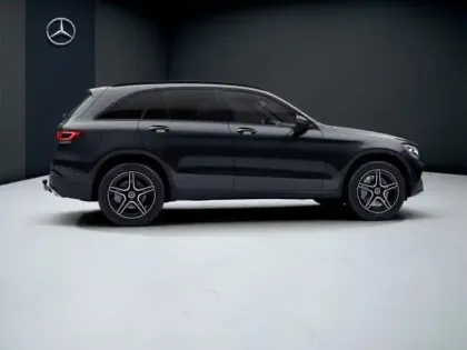 Photo 17 Mercedes Classe GLC GLC 300e 4MATIC SUV AMG Line