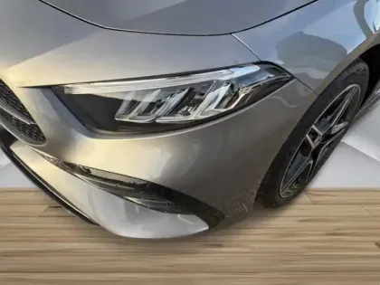 Photo 8 Mercedes Classe A 250 e Hybrid EQ AMG Line