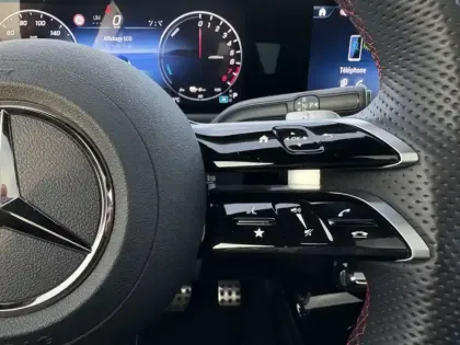 Photo 15 Mercedes Classe A 250 e Hybrid EQ AMG Line