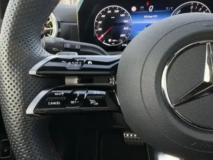 Photo 14 Mercedes Classe A 250 e Hybrid EQ AMG Line