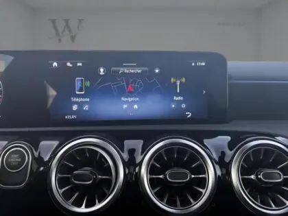 Photo 17 Mercedes Classe A 250 e Hybrid EQ AMG Line