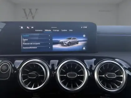 Photo 18 Mercedes Classe A 250 e Hybrid EQ AMG Line