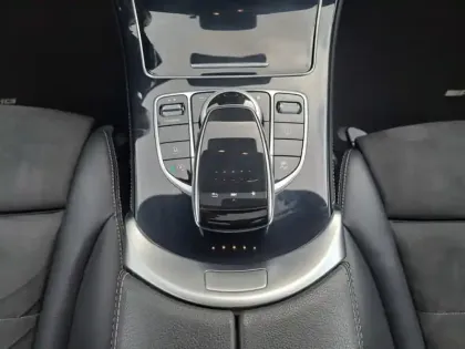 Photo 14 Mercedes Classe GLC GLC 220 d 4MATIC SUV Sportline