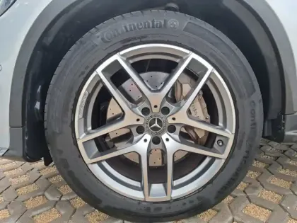 Photo 8 Mercedes Classe GLC GLC 220 d 4MATIC SUV Sportline