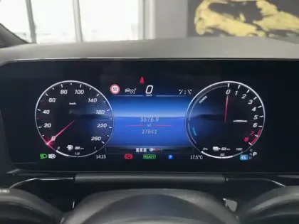 Photo 11 Mercedes GLA 250 e Hybrid EQ AMG Line