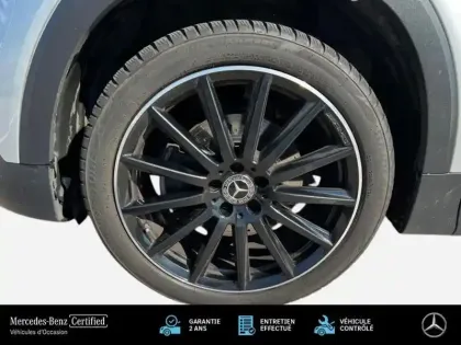 Photo 11 Mercedes GLB 200 d AMG Line 7 Places