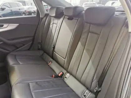 Photo 17 Audi A4 40 TFSI Avus 2.0 204 ch S-tron