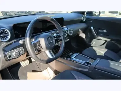 Photo 14 Mercedes Classe A 180 AMG Line