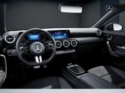 Photo 10 Mercedes CLA  200 d Coupé AMG Line