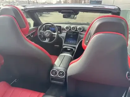 Photo 10 Mercedes CLE  220 d AMG Line Cabriolet