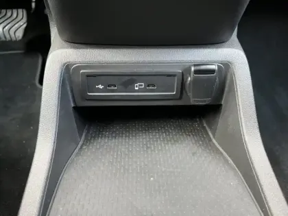 Photo 23 Mercedes CLA 160 d /PROGRESSIVE /BVA / 5 PL