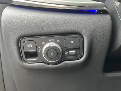 Photo 17 Mercedes CLA 300d / 4MATIC / 8 Places / Ext