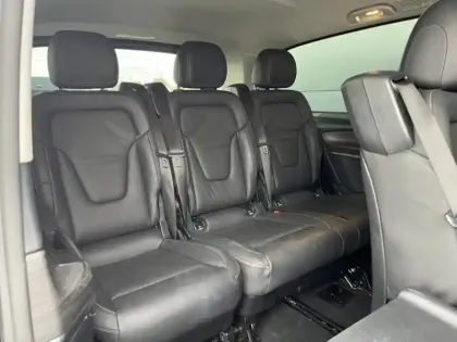 Photo 8 Mercedes CLA 300d / 4MATIC / 8 Places / Ext