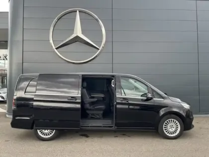 Photo 6 Mercedes CLA 300d / 4MATIC / 8 Places / Ext