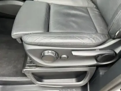 Photo 19 Mercedes CLA 300d / 4MATIC / 8 Places / Ext