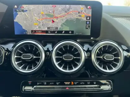 Photo 6 Mercedes GLA 250 e AMG Line