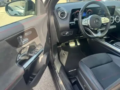 Photo 29 Mercedes GLA 250 e AMG Line