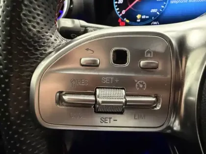 Photo 19 Mercedes Classe A 200 d AMG Line