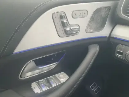 Photo 8 Mercedes GLE 400 e 4MATIC AMG Line