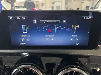 Photo 15 Mercedes Classe A 250 e Hybrid EQ AMG Line