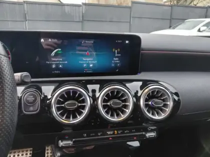 Photo 23 Mercedes Classe A 180 d AMG Line