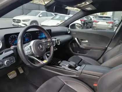 Photo 13 Mercedes Classe A 180 d AMG Line