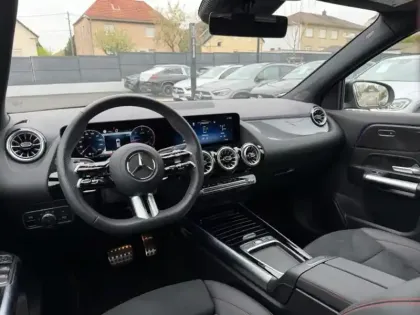 Photo 36 Mercedes GLA  200 d AMG Line