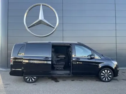 Photo 5 Mercedes CLA 300d / AVANTGARDE / Extra-long