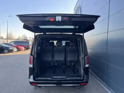 Photo 15 Mercedes CLA 300d / AVANTGARDE / Extra-long