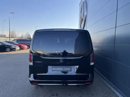 Photo 17 Mercedes CLA 300d / AVANTGARDE / Extra-long