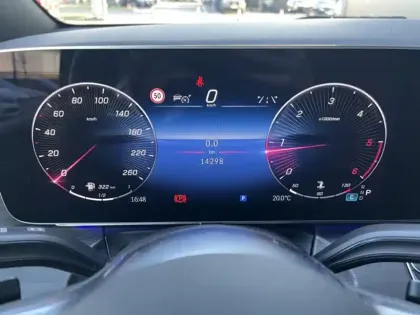 Photo 22 Mercedes CLA 300d / AVANTGARDE / Extra-long