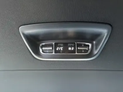 Photo 8 Mercedes CLA 300d / AVANTGARDE / Extra-long