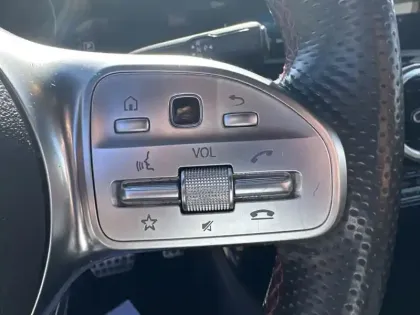 Photo 14 Mercedes CLA  180 d Coupé AMG Line