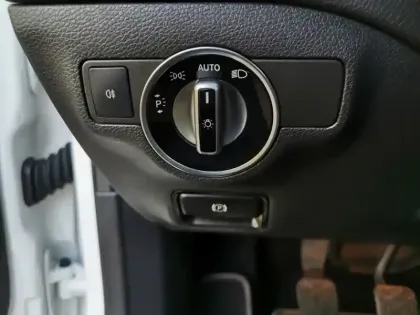 Photo 21 Mercedes GLA 180 Inspiration Pack Style 122