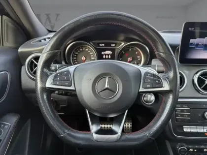 Photo 11 Mercedes GLA 220 d Fascination