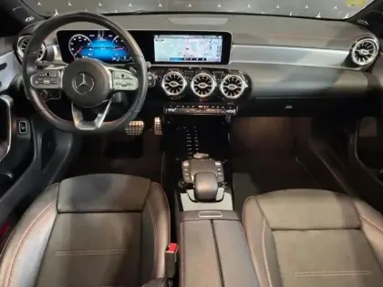 Photo 10 Mercedes CLA  200 d Coupé AMG Line