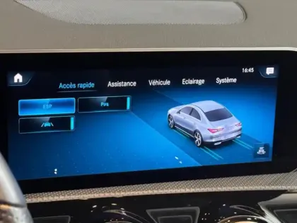 Photo 12 Mercedes CLA  200 d Coupé AMG Line