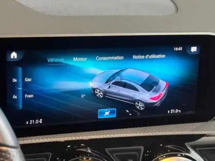 Photo 17 Mercedes CLA  200 d Coupé AMG Line