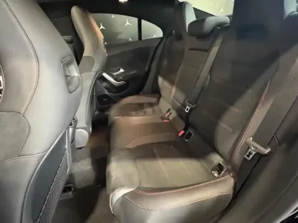 Photo 22 Mercedes CLA  200 d Coupé AMG Line