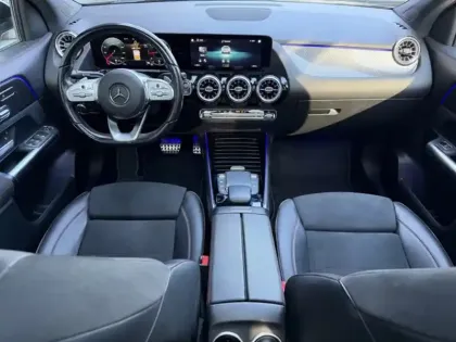 Photo 10 Mercedes GLA 200 d AMG Line