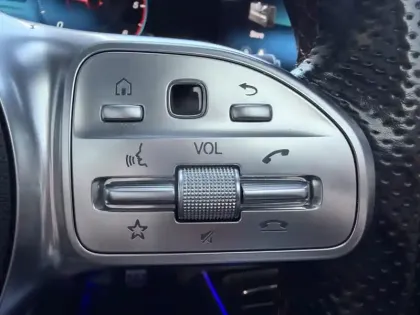 Photo 22 Mercedes GLA 200 d AMG Line