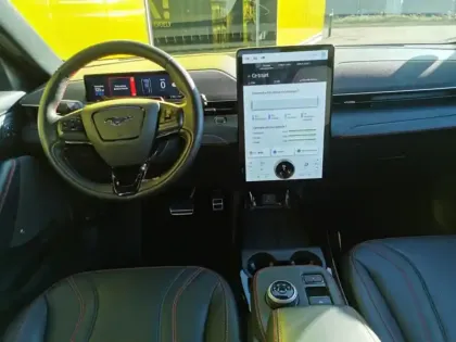 Photo 7 Ford Mustang Basis AWD 351 ch 