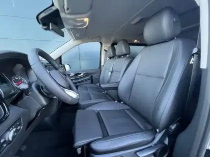 Photo 24 Mercedes Vito 116 CDI Tourer / 9 places / SE