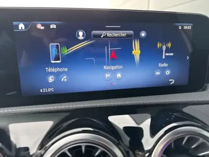 Photo 18 Mercedes Classe A 250 e Hybrid EQ AMG Line