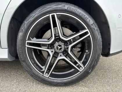 Photo 8 Mercedes Classe A 250 e Hybrid EQ AMG Line