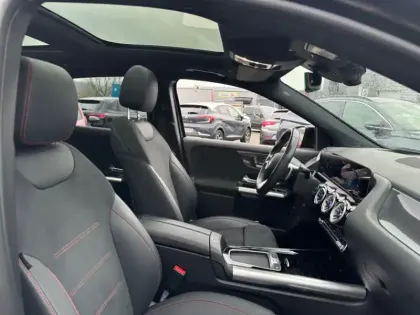 Photo 16 Mercedes GLA 220 d 4MATIC AMG Line